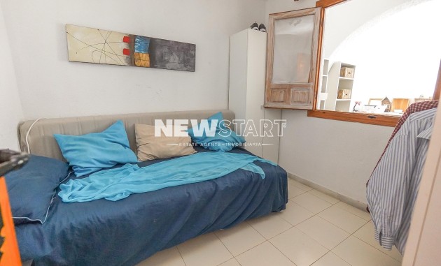 Resale - Terraced - La Marina - Urb. La Marina