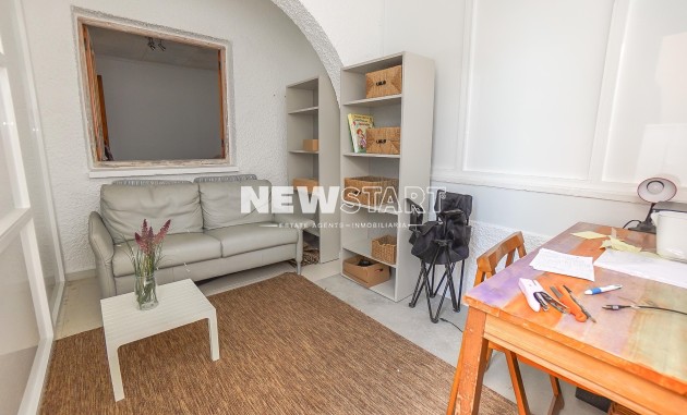 Resale - Terraced - La Marina - Urb. La Marina