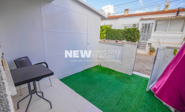 Resale - Terraced - La Marina - Urb. La Marina