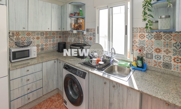 Resale - Apartment - La Marina - Urb. La Marina