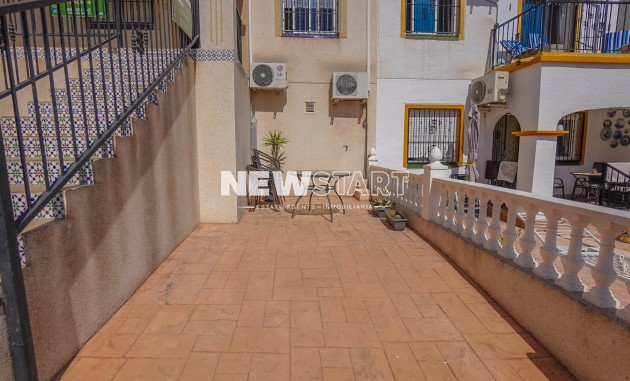 Resale - Apartment - La Marina - Urb. La Marina