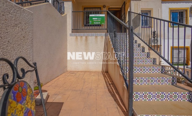 Resale - Apartment - La Marina - Urb. La Marina