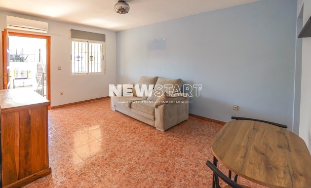 Resale - Apartment - La Marina - Urb. La Marina