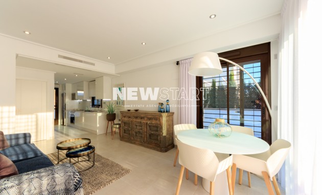 Obra nueva - Adosado - Pilar de la Horadada