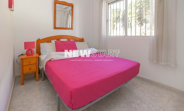 Återförsäljning - Fristående - La Marina - Urb. La Marina