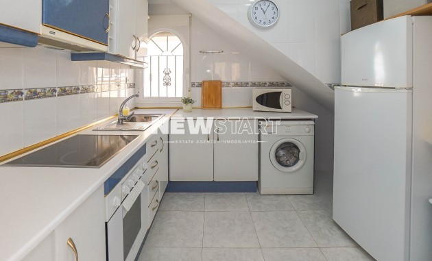 Återförsäljning - Fristående - La Marina - Urb. La Marina