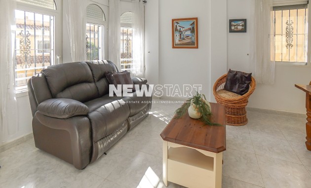 Återförsäljning - Fristående - La Marina - Urb. La Marina