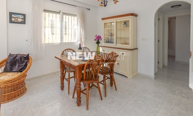 Återförsäljning - Fristående - La Marina - Urb. La Marina