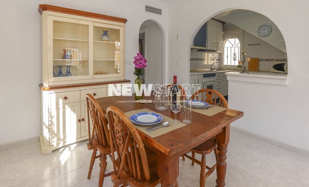 Återförsäljning - Fristående - La Marina - Urb. La Marina