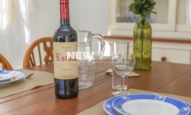 Återförsäljning - Fristående - La Marina - Urb. La Marina