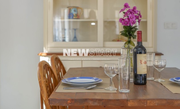 Återförsäljning - Fristående - La Marina - Urb. La Marina