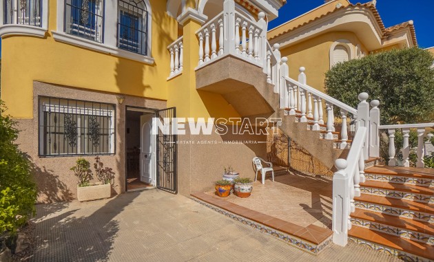 Återförsäljning - Fristående - La Marina - Urb. La Marina