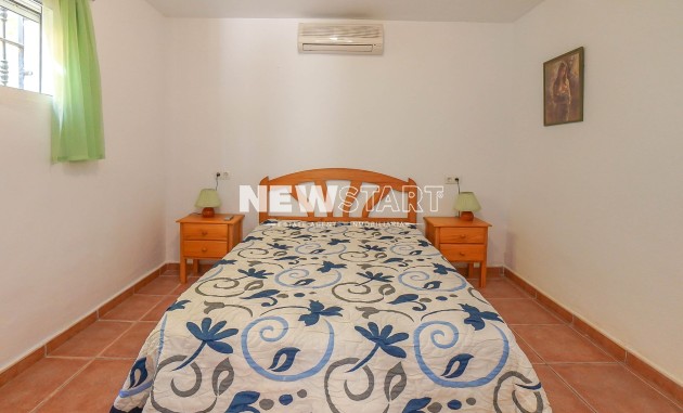 Återförsäljning - Fristående - La Marina - Urb. La Marina