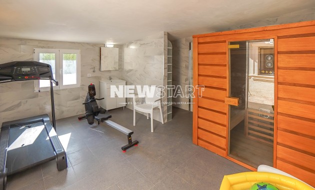 Återförsäljning - Fristående - La Marina - Urb. La Escuera