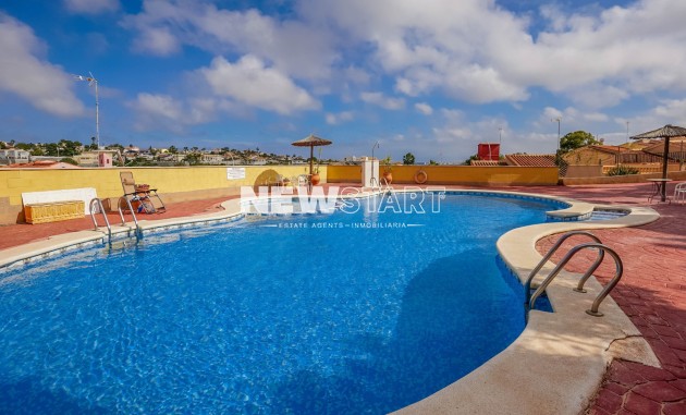 Återförsäljning - Fristående - La Marina - Urb. La Marina