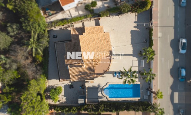 Återförsäljning - Fristående - La Marina - Urb. La Escuera