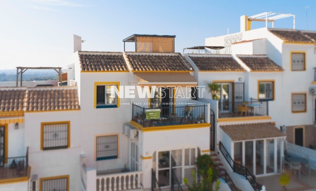 Resale - Apartment - La Marina - Urb. La Marina