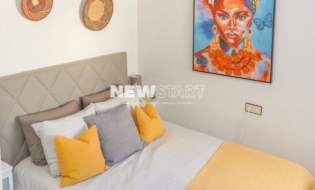 Resale - Apartment - La Marina - Urb. La Marina