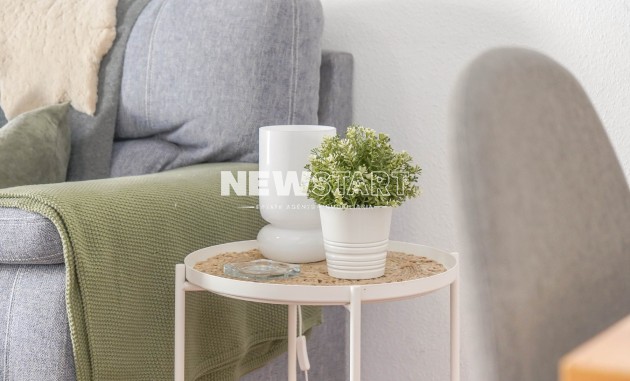 Resale - Apartment - La Marina - Urb. La Marina