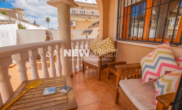 Återförsäljning - Fristående - La Marina - Urb. La Marina