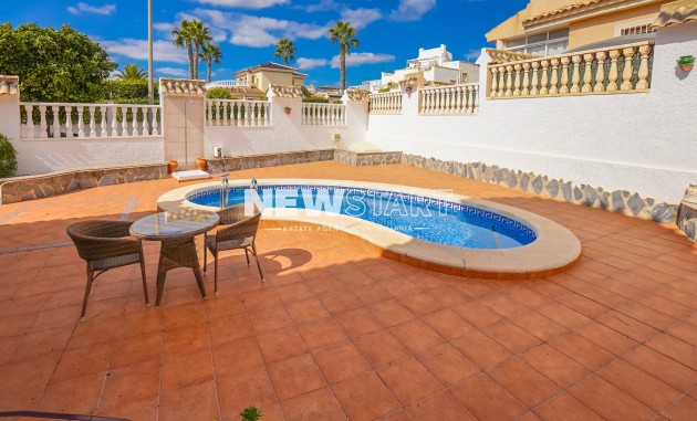 Återförsäljning - Fristående - La Marina - Urb. La Marina