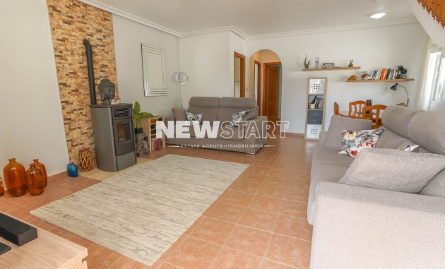 Återförsäljning - Fristående - La Marina - Urb. La Marina