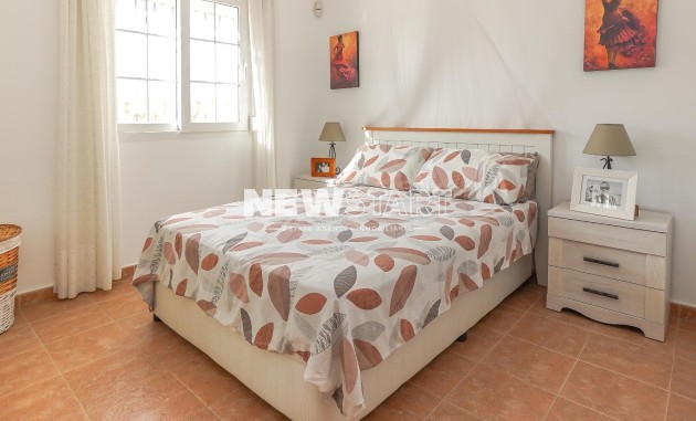 Återförsäljning - Fristående - La Marina - Urb. La Marina