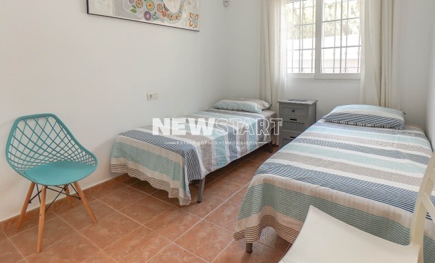 Återförsäljning - Fristående - La Marina - Urb. La Marina