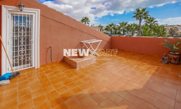 Återförsäljning - Fristående - La Marina - Urb. La Marina