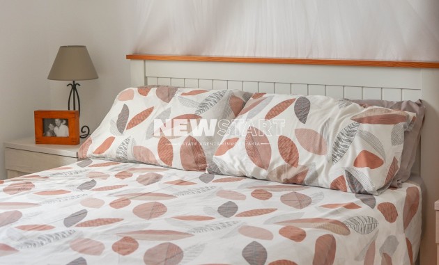 Återförsäljning - Fristående - La Marina - Urb. La Marina