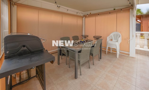 Återförsäljning - Fristående - La Marina - Urb. La Marina