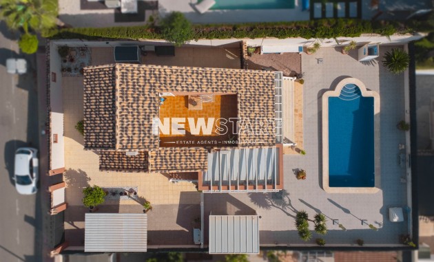 Återförsäljning - Fristående - La Marina - Urb. La Marina