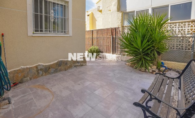 Resale - Detached - La Marina - Urb. La Marina