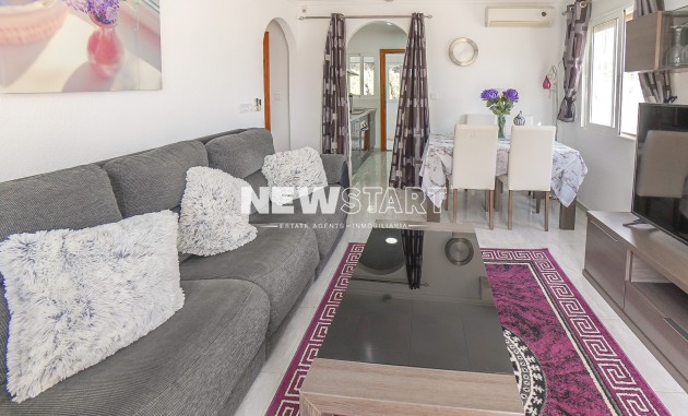 Resale - Detached - La Marina - Urb. La Marina