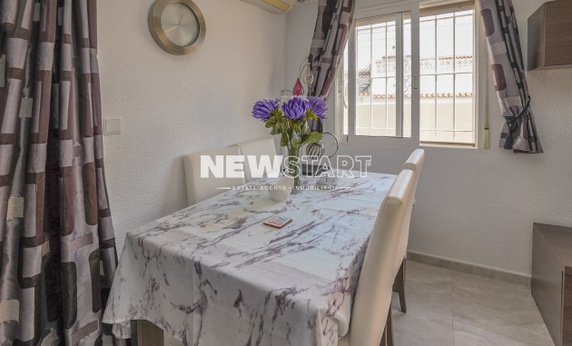 Resale - Detached - La Marina - Urb. La Marina