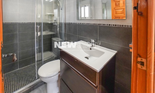 Resale - Detached - La Marina - Urb. La Marina