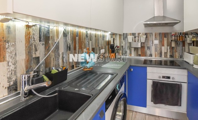 Resale - Terraced - La Marina - Urb. La Marina