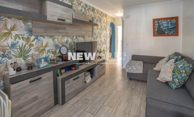 Resale - Terraced - La Marina - Urb. La Marina