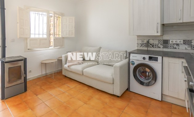 Reventa - Adosado - La Marina - Urb. La Marina