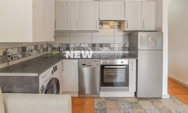 Reventa - Adosado - La Marina - Urb. La Marina