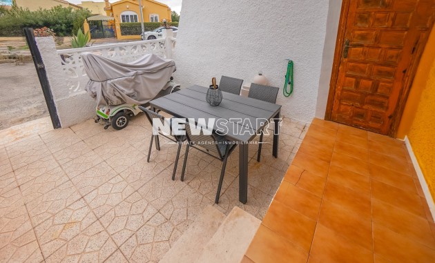 Reventa - Adosado - La Marina - Urb. La Marina