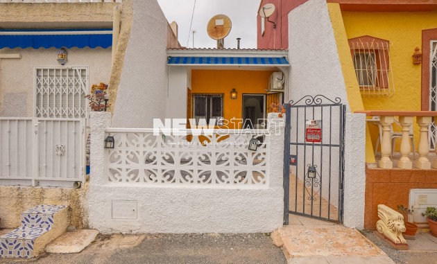 Reventa - Adosado - La Marina - Urb. La Marina