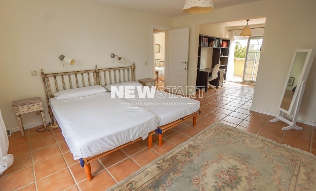 Wiederverkauf - Freistehend - La Marina - Urb. La Escuera