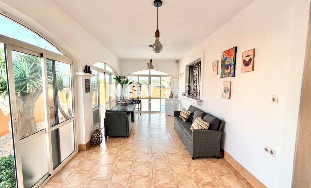 Wiederverkauf - Freistehend - La Marina - Urb. La Marina