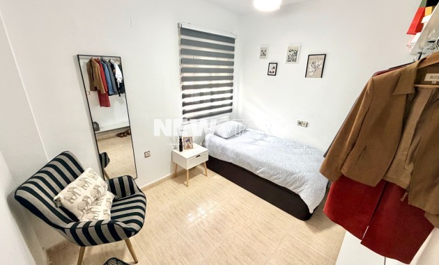 Wiederverkauf - Freistehend - La Marina - Urb. La Marina