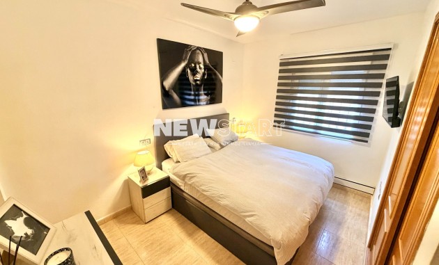 Wiederverkauf - Freistehend - La Marina - Urb. La Marina