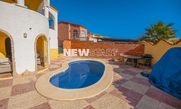 Resale - Detached - La Marina - Urb. La Marina