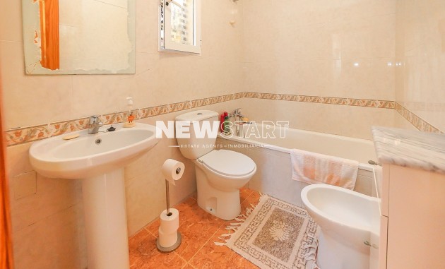 Wiederverkauf - Quadhaus - La Marina - Urb. La Marina