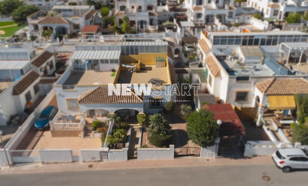 Wiederverkauf - Quadhaus - La Marina - Urb. La Marina