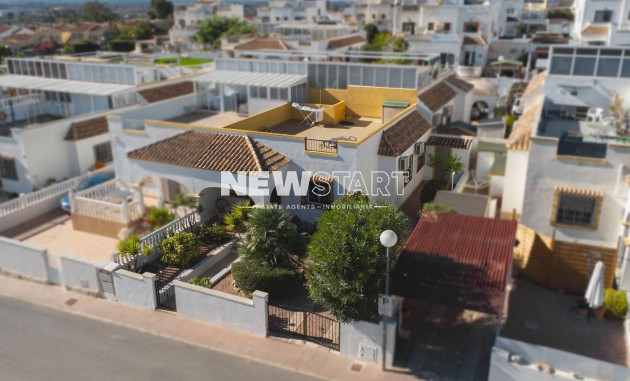 Wiederverkauf - Quadhaus - La Marina - Urb. La Marina